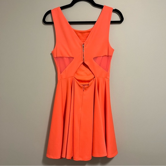Guess Bright Coral Dress with Mesh Cutouts Size Small - Picture 2 of 8